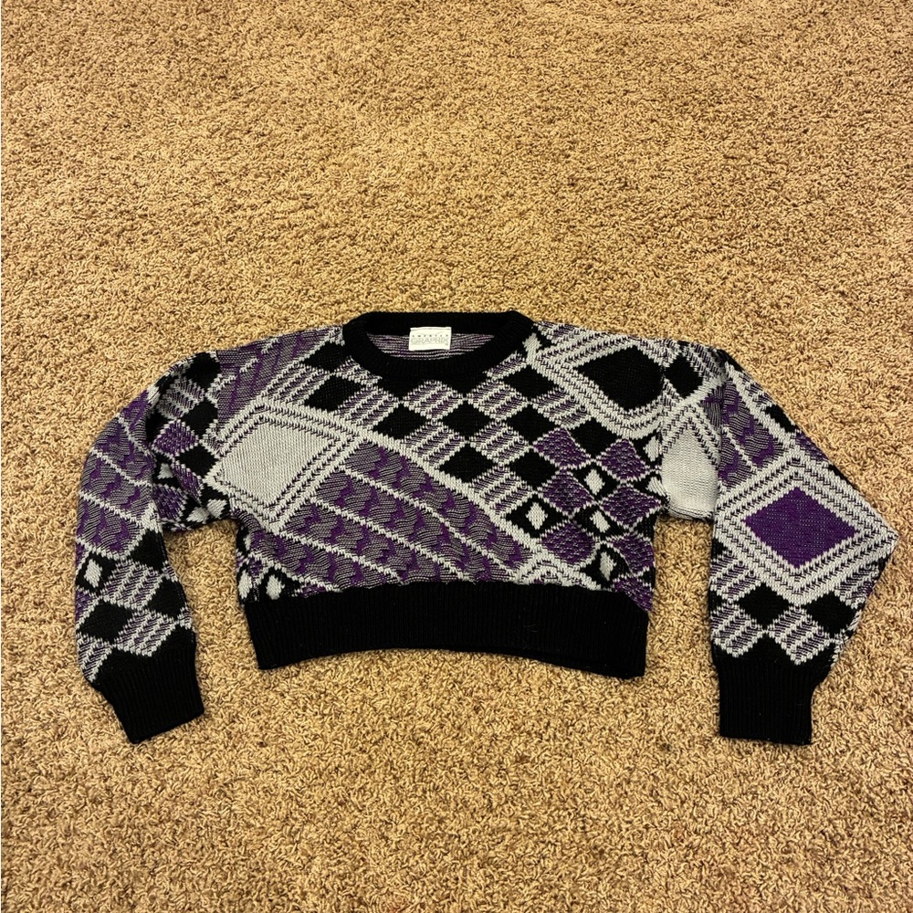 Urban Renewal Geometric Pattern Gray Purple & Black Cropped Knit Sweater